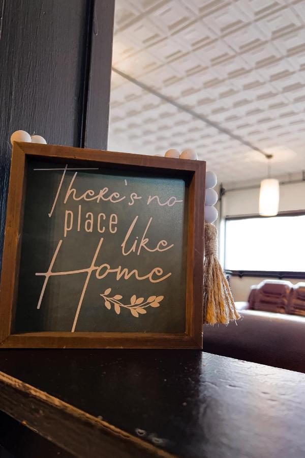 The Pub- 8Br Free Parking, Minutes From Falls & Casino Niagara Falls Bagian luar foto