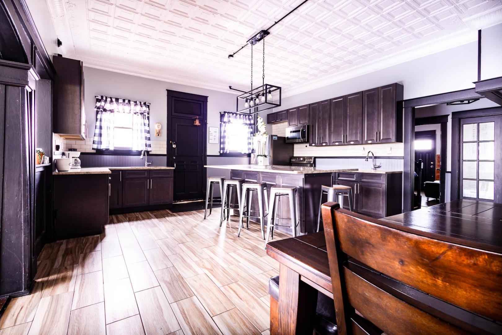 The Pub- 8Br Free Parking, Minutes From Falls & Casino Niagara Falls Bagian luar foto