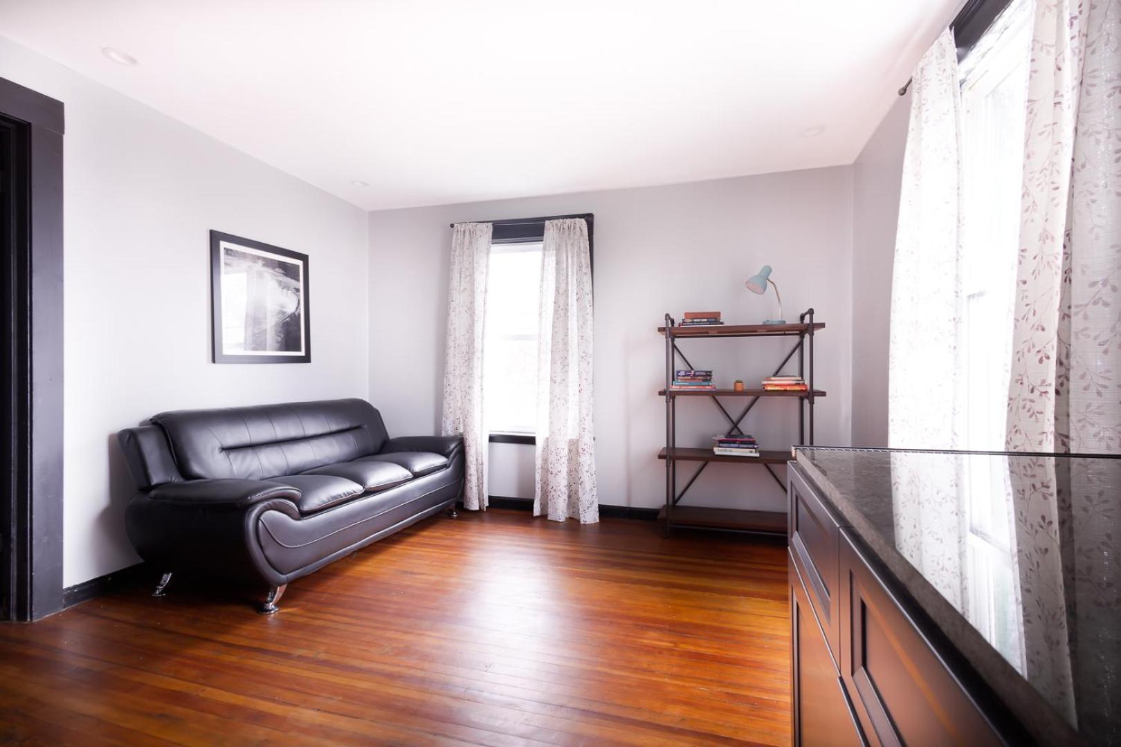 The Pub- 8Br Free Parking, Minutes From Falls & Casino Niagara Falls Bagian luar foto
